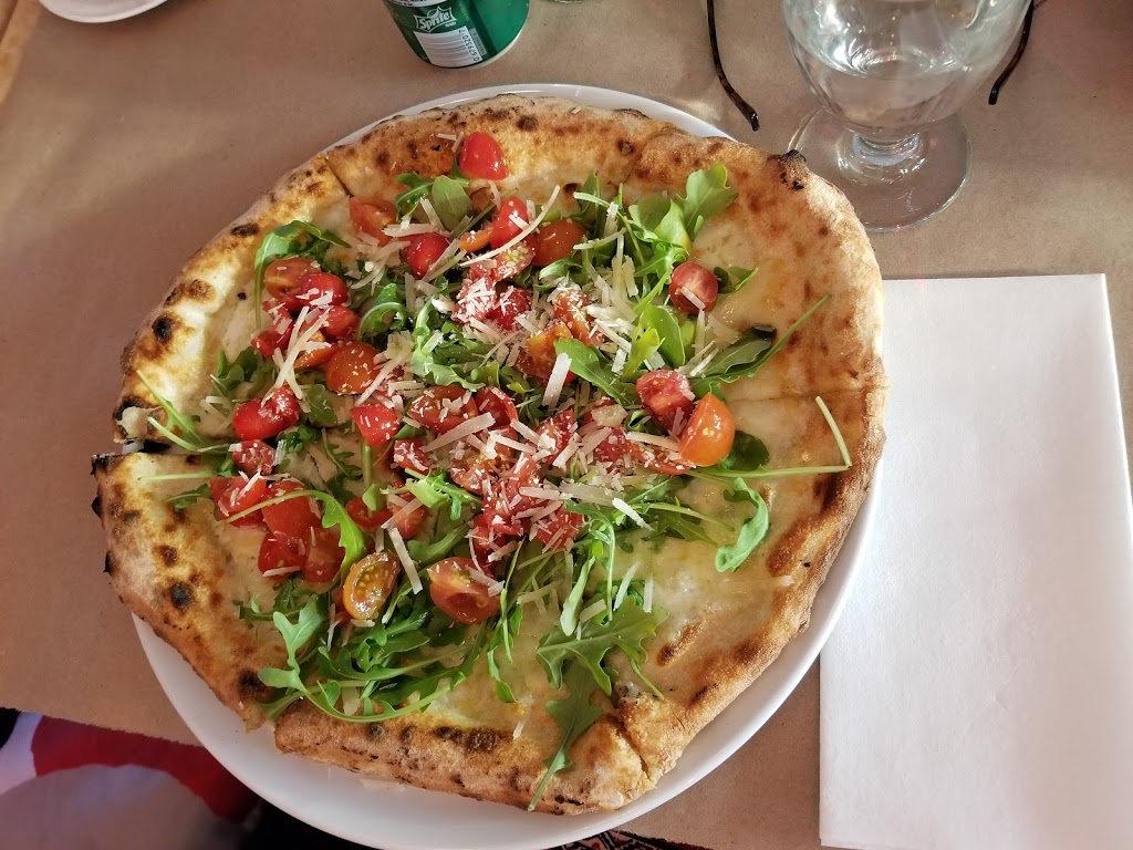 LìOLà Pizzeria | 4420 Boulevard Lévesque E, Laval, QC H7C 2R1, Canada | Phone: (450) 661-6980