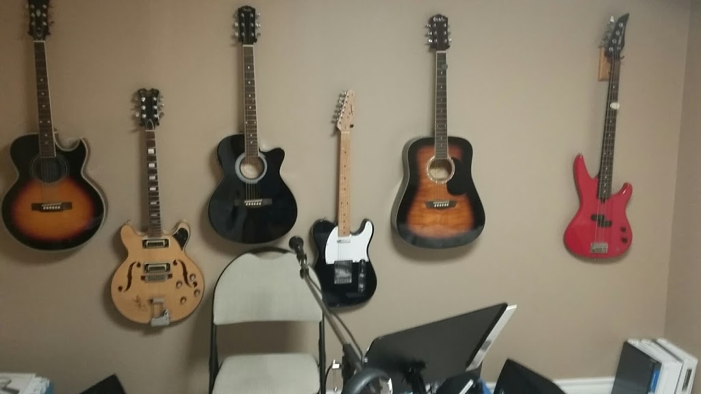 Live Free Music For Seniors | Churchland Dr, Barrie, ON L4N 8N8, Canada