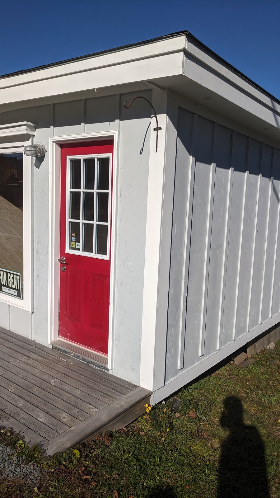 Wear It Out Boutique & Consignment | 662 Main St Unit 1, Mahone Bay, NS B0J 2E0, Canada | Phone: (902) 624-2401