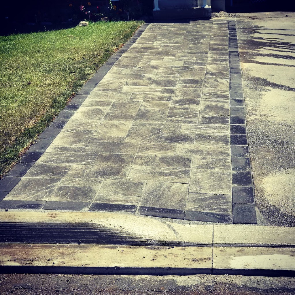 Viktory Landscaping | Wrenwood Dr, Oshawa, ON L1K 0C3, Canada | Phone: (289) 240-3785