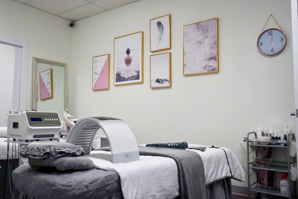 Pick Me Luxe Beauty Aesthetics | 1318 Centre A St NE #100, Calgary, AB T2E 2R7, Canada | Phone: (403) 465-4650