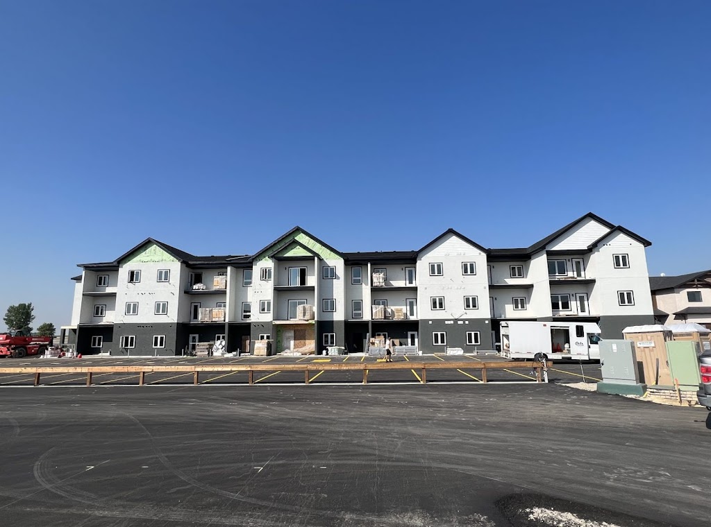 Edgemont Heights | 41 Edgemont Place, Blumenort, MB R0A 0C1, Canada | Phone: (204) 326-4459