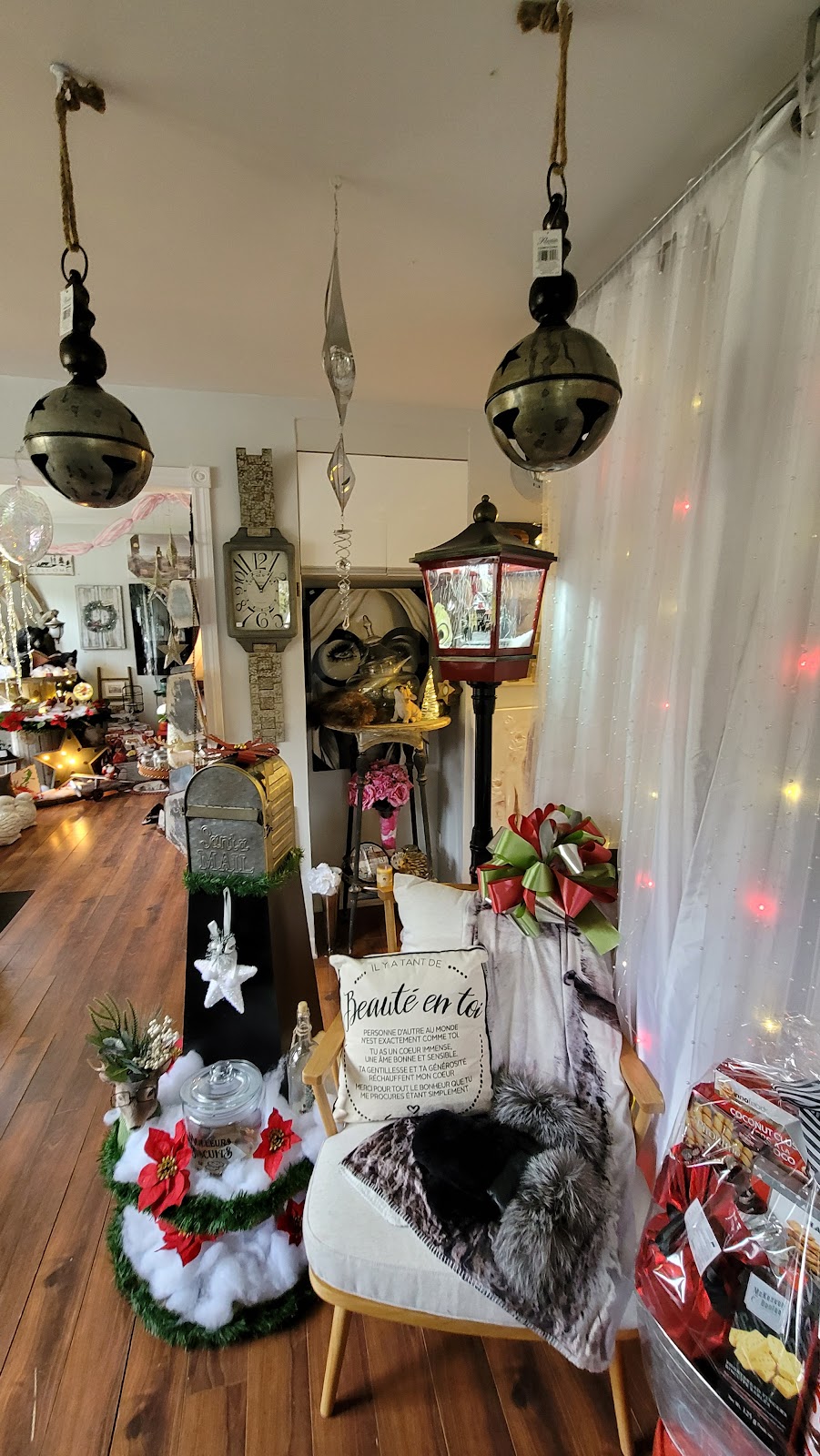 La petite Lulu | 1721 Rte du N, Brownsburg, QC J8G 2M8, Canada | Phone: (450) 512-5275