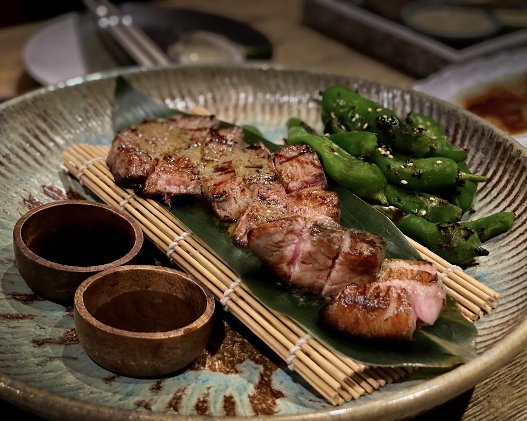 Muni Robata | 30 St Patrick St, Toronto, ON M5T 3A3, Canada | Phone: (416) 340-0472