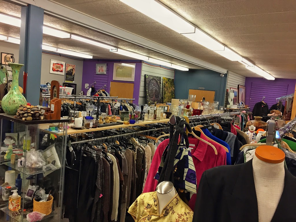 Re-Use-It-Centre | 8000 Nesters Rd, Whistler, BC V0N 1B8, Canada | Phone: (604) 932-1121