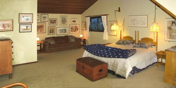 3eagles B&B | 11435 Hawthorne Pl, North Saanich, BC V8L 5J7, Canada | Phone: (250) 655-0601