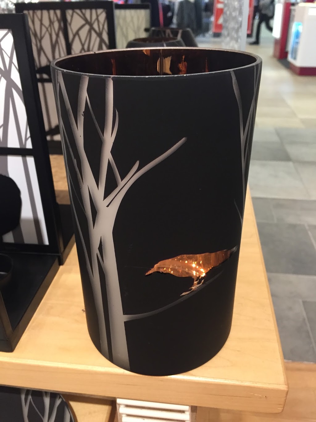 Yankee Candle | 509 Bayfield St, Barrie, ON L4M 4Z8, Canada | Phone: (705) 726-2111