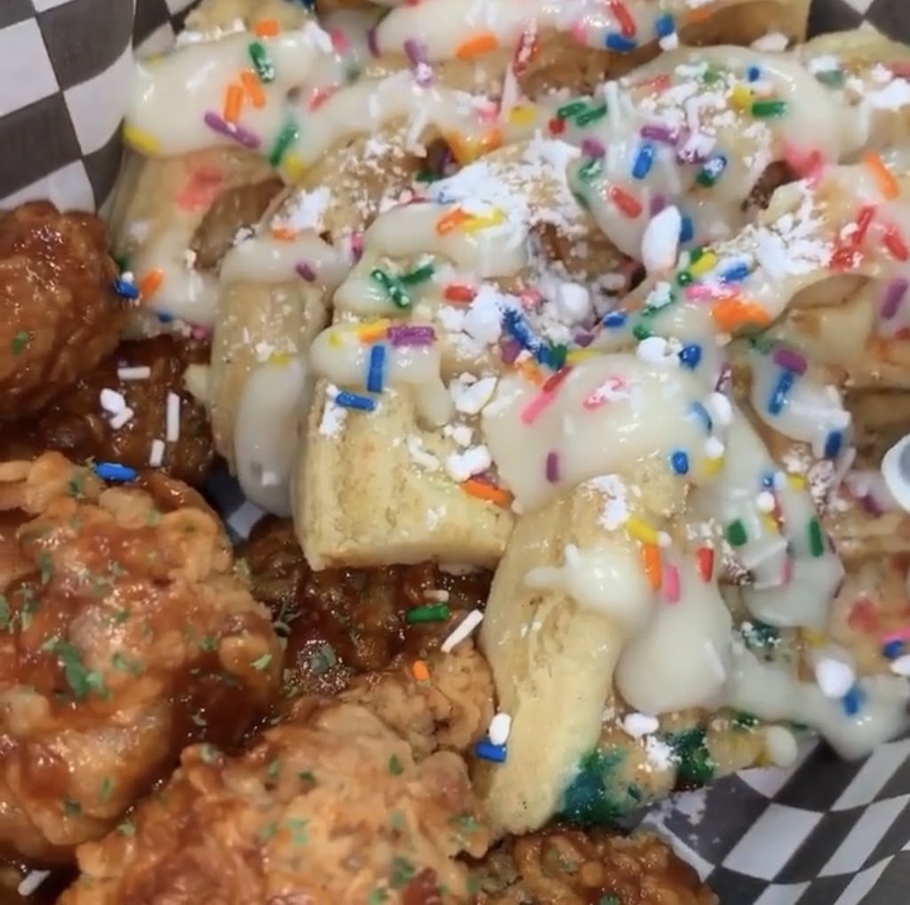 The Waffle House | 3426 Lake Shore Blvd W, Etobicoke, ON M8W 1N3, Canada | Phone: (416) 251-0275