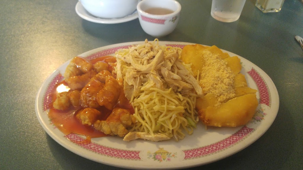 Great Wall Restaurant | 2545 Pleasant Valley Rd, Armstrong, BC V0E 1B2, Canada | Phone: (250) 546-8284