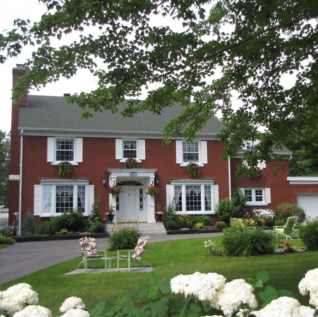 Auberge Les Pignons Verts | 2158 Chemin Nicholas - Austin, Austin, QC J0B 1B0, Canada | Phone: (819) 847-1272