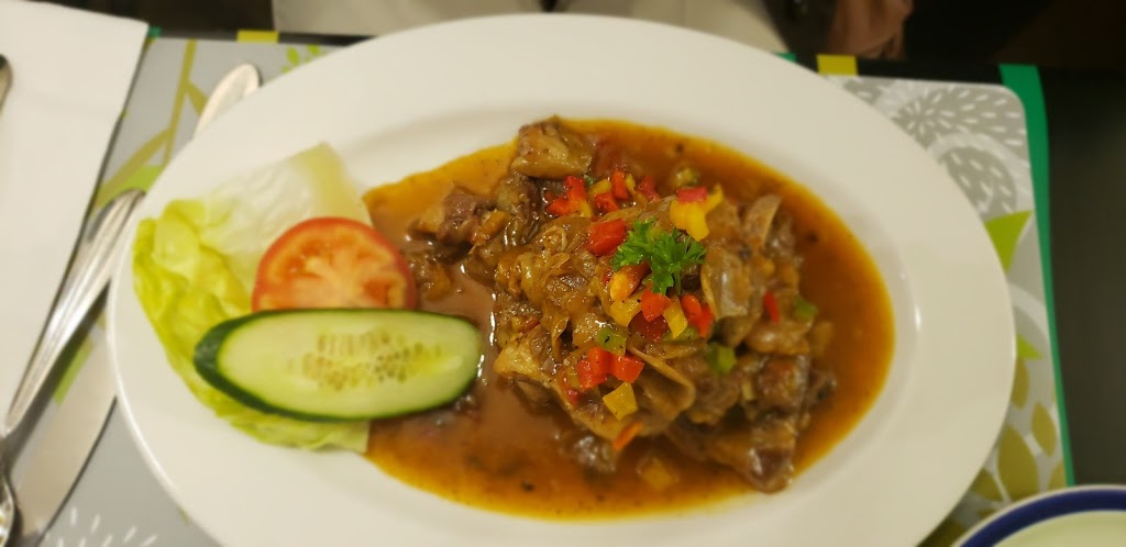 I&I Jamaican Restaurant | 2528 Kingsway, Vancouver, BC V5R 5H2, Canada | Phone: (604) 434-0526