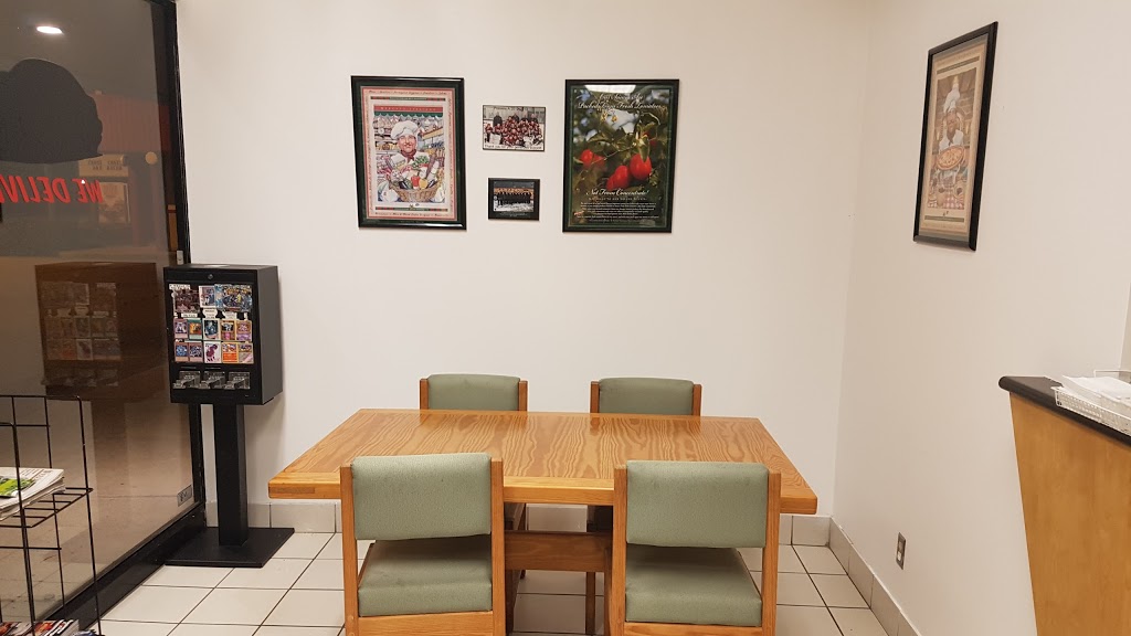 Guelphs Finest Pizza and Wings | 672 Woolwich St, Guelph, ON N1H 3Z1, Canada | Phone: (519) 829-4121