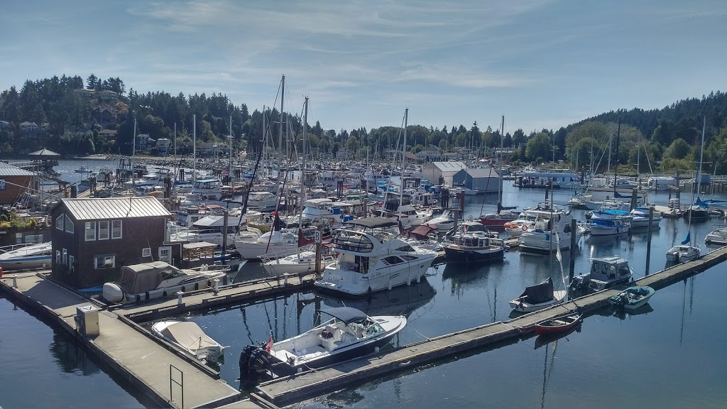 Mikes Place | 268 Gower Point Rd, Gibsons, BC V0N 1V8, Canada | Phone: (604) 886-5320