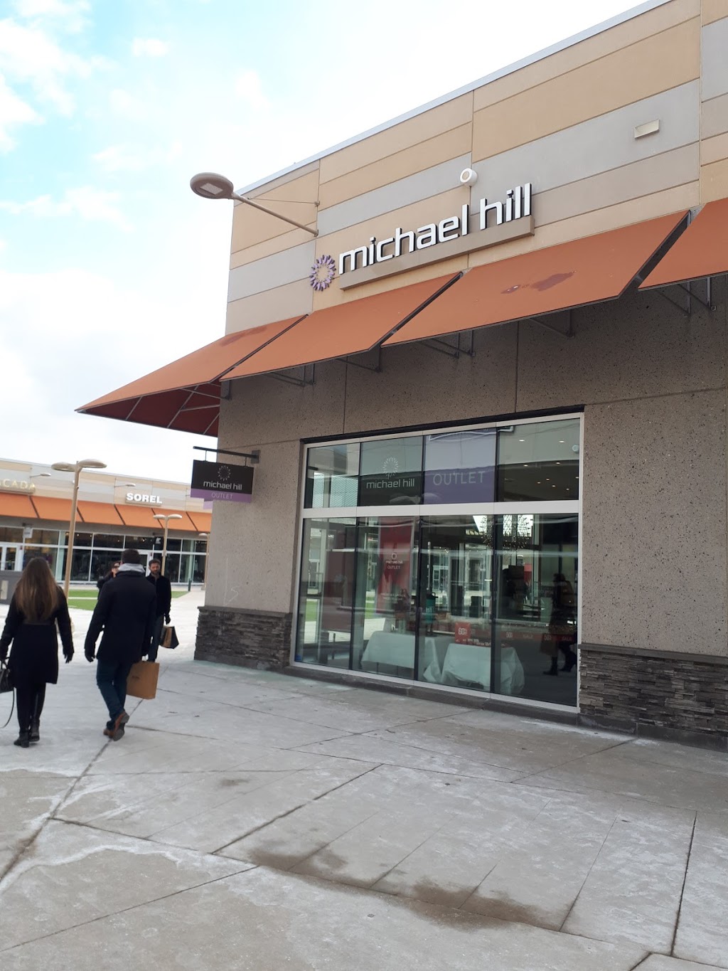 Michael Hill CLR Niagara (Curbside Pick-Up Only) | 300 Taylor Rd #727, Niagara-on-the-Lake, ON L0S 1J0, Canada | Phone: (905) 682-3535