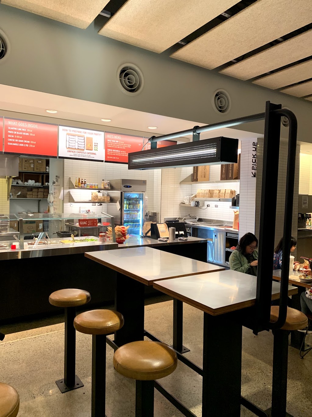 Chipotle Mexican Grill | 879 Park Royal N, West Vancouver, BC V7T 1H9, Canada | Phone: (604) 922-0301