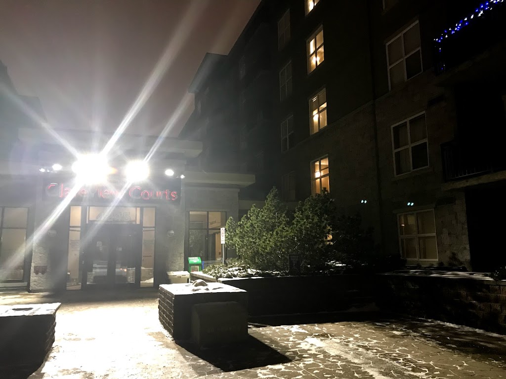 Clareview Courts | 4245 139 Ave NW, Edmonton, AB T5Y 3E8, Canada | Phone: (647) 879-3200