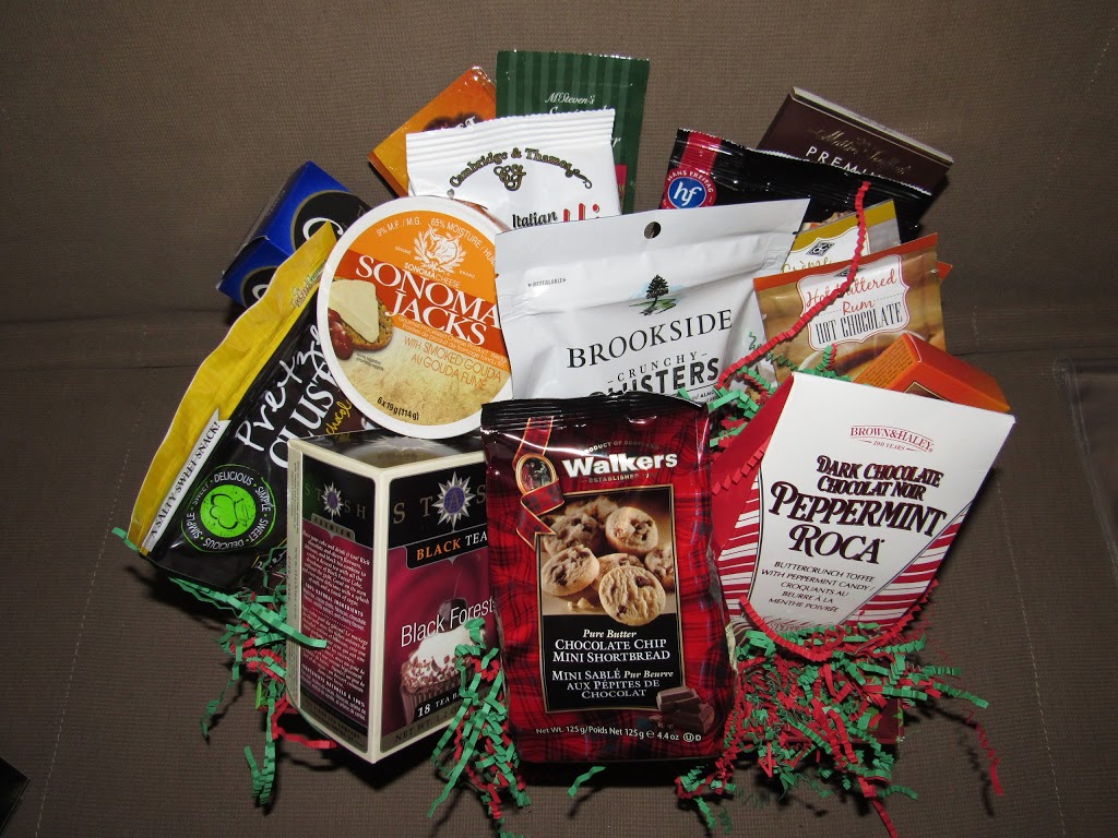 Harvest Gift Buckets | Division St N and, Danforth Rd W, Cobourg, ON K9A 4J7, Canada | Phone: (905) 372-2216