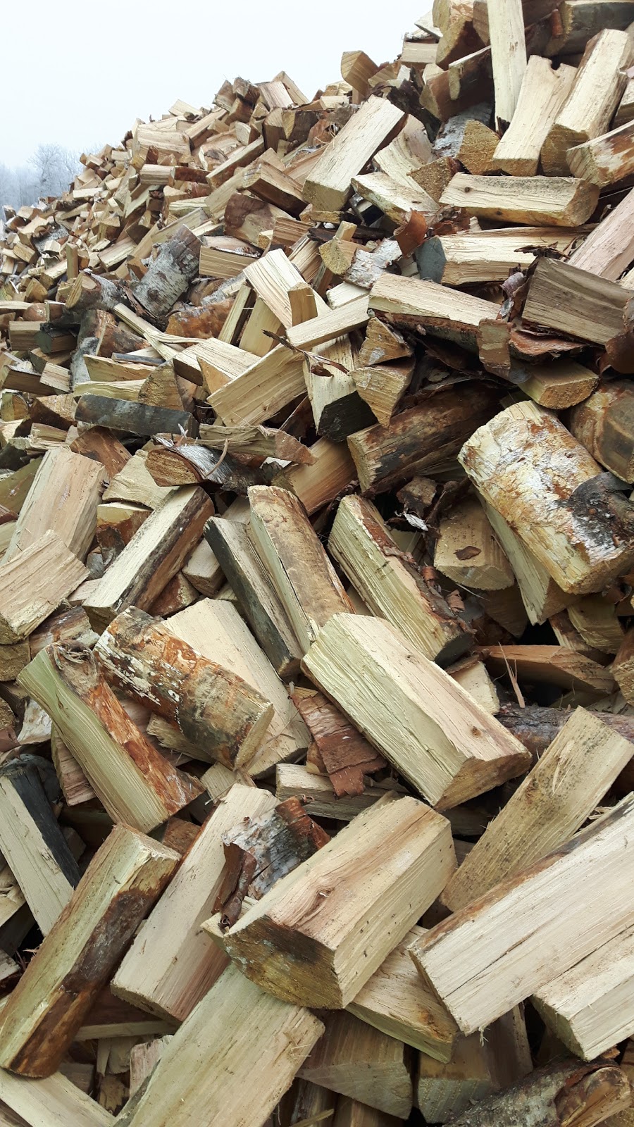 Woodchuckers Firewood | Kneehill County, AB T0M 2C0, Canada | Phone: (403) 318-5314