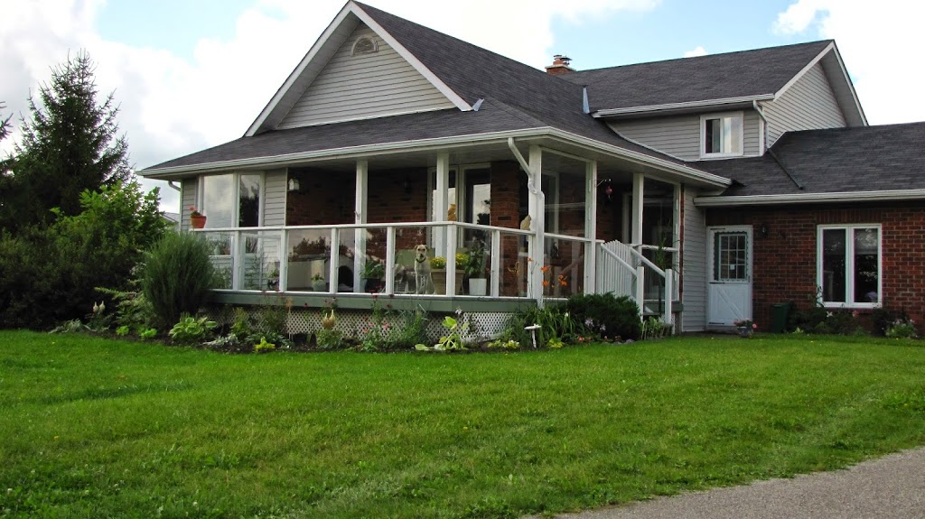 Island Lake Bed and Breakfast | 673206 Hurontario St, Orangeville, ON L9W 2Y8, Canada | Phone: (519) 941-4570