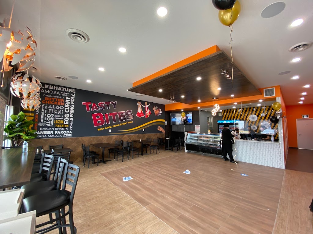Apna Spicy Hut | 1784 Logan Ave, Winnipeg, MB R3E 1S6, Canada | Phone: (204) 694-1113