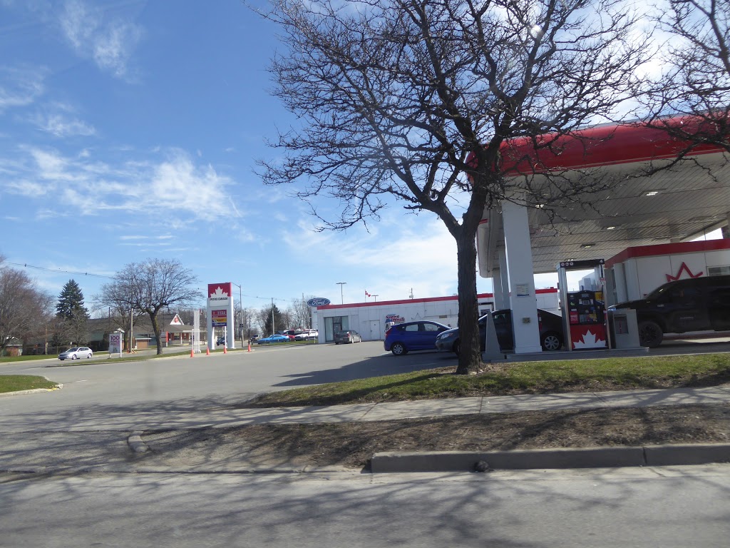 Petro-Canada | 1331 Dundas St, London, ON N5W 5P3, Canada | Phone: (519) 455-3272