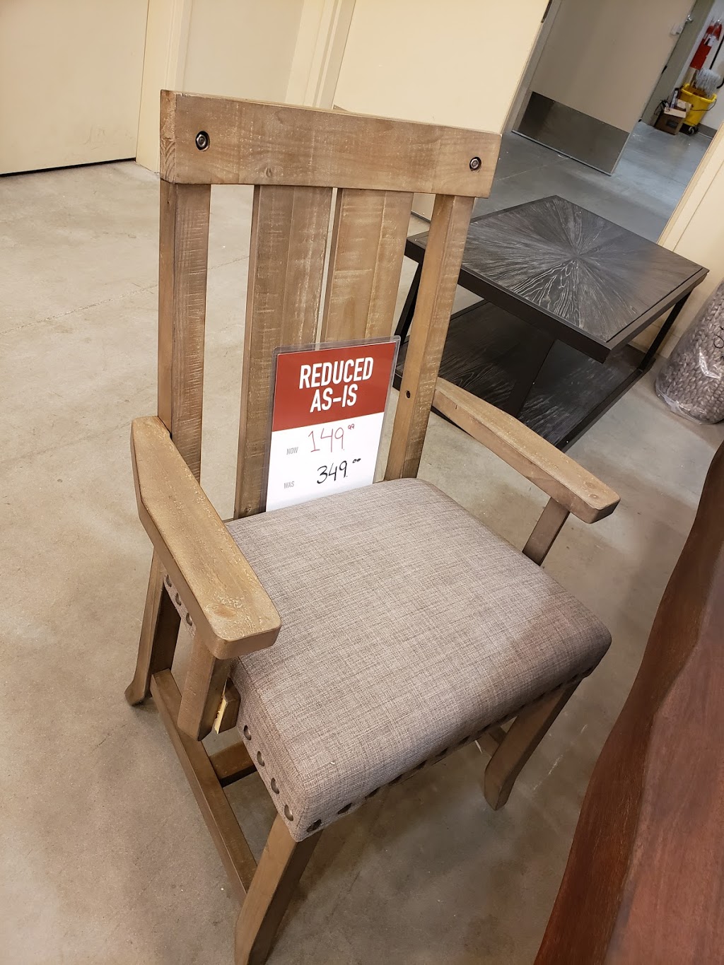 Urban Barn Ontario Warehouse- Pickup Only | 6085 Belgrave Rd Gate #33, Mississauga, ON L5R 4E6, Canada | Phone: (855) 415-9227