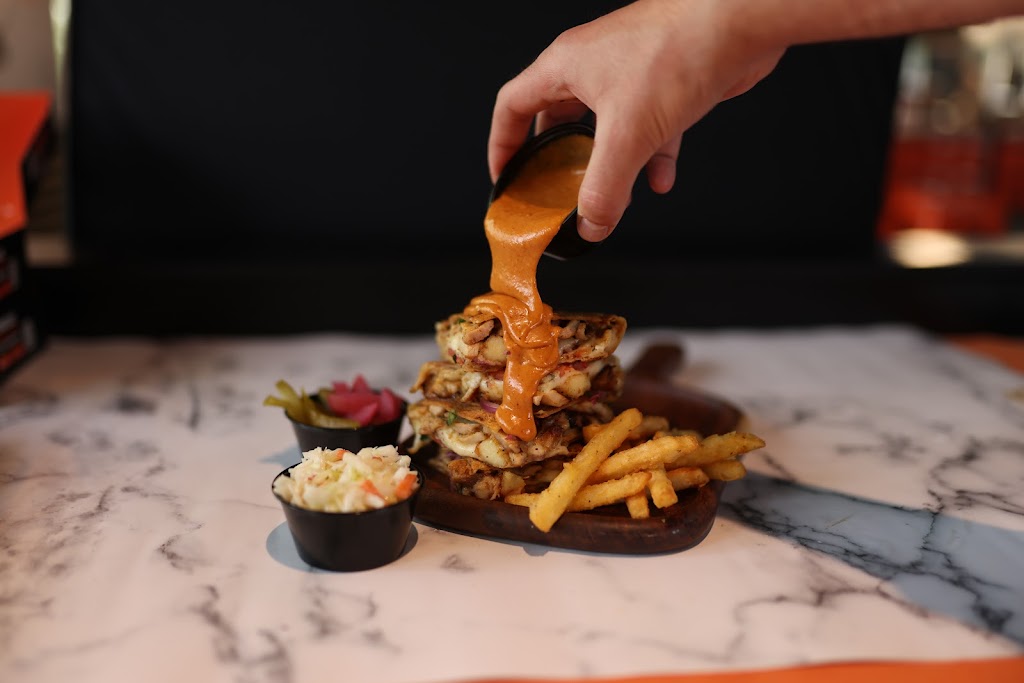 Shelbys Shawarma - West 5 | 1876 Oxford St W Building 3, Unit 1, London, ON N6K 0J8, Canada | Phone: (519) 432-2569
