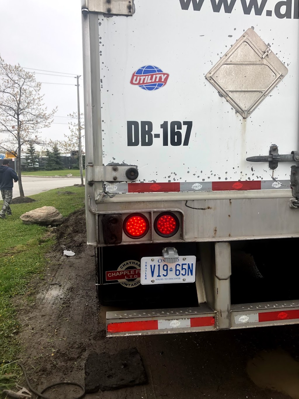 Specialized Truck Trailer Repair Inc. | 7407 Bren Rd, Mississauga, ON L4T 1H3, Canada | Phone: (416) 891-2974