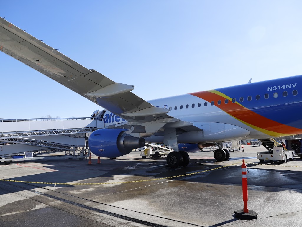 Bellingham International Airport | 4255 Mitchell Way, Bellingham, WA 98226, USA | Phone: (360) 671-5674