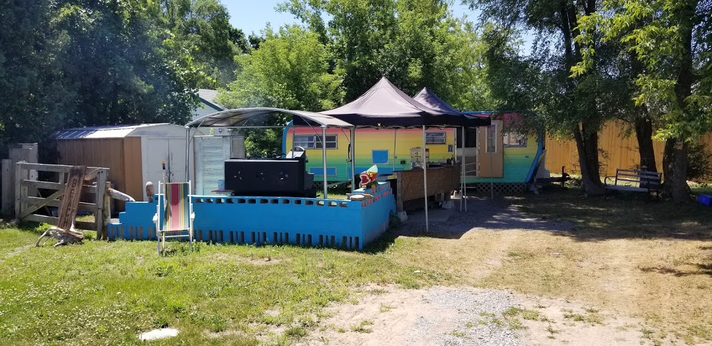 JERKebago | 22178 Loyalist Pkwy, Carrying Place, ON K0K 1L0, Canada | Phone: (613) 392-2090