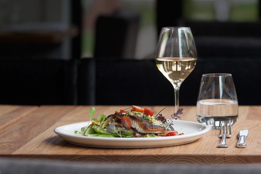 Chardo - resto & bar à vin | 606 Rue Shefford, Bromont, QC J2L 1C1, Canada | Phone: (450) 919-1919