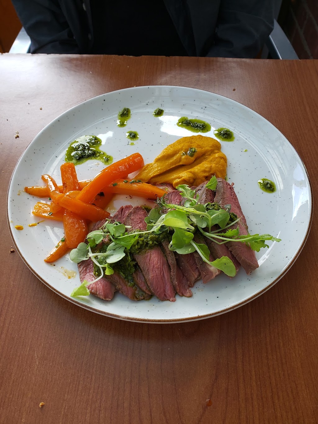 Restaurant La Maison Du Coin | 454 Chem. des Patriotes, Québec J0H, Canada | Phone: (450) 584-3112