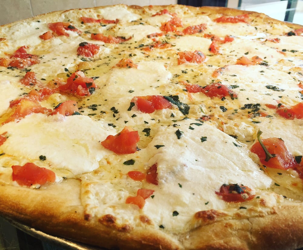 Papa Noels Pizzeria | 4232 US Rout 105, Sheldon, VT, 05483, Vermont 105, Sheldon, VT 05483, USA | Phone: (802) 933-7272