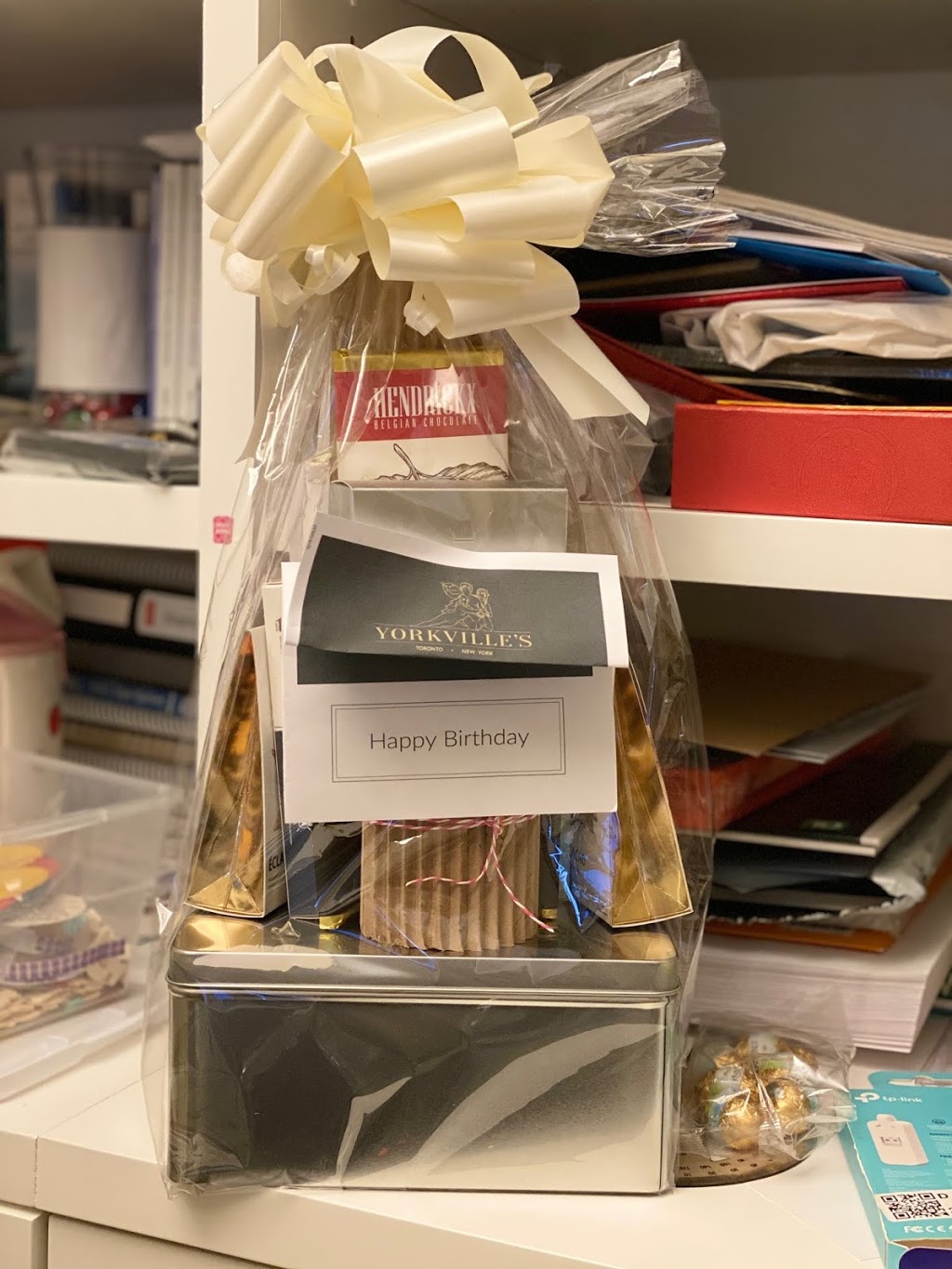 Yorkvilles Gift Baskets Canada | 130 Sparks Ave, North York, ON M2H 2C4, Canada | Phone: (800) 813-1596