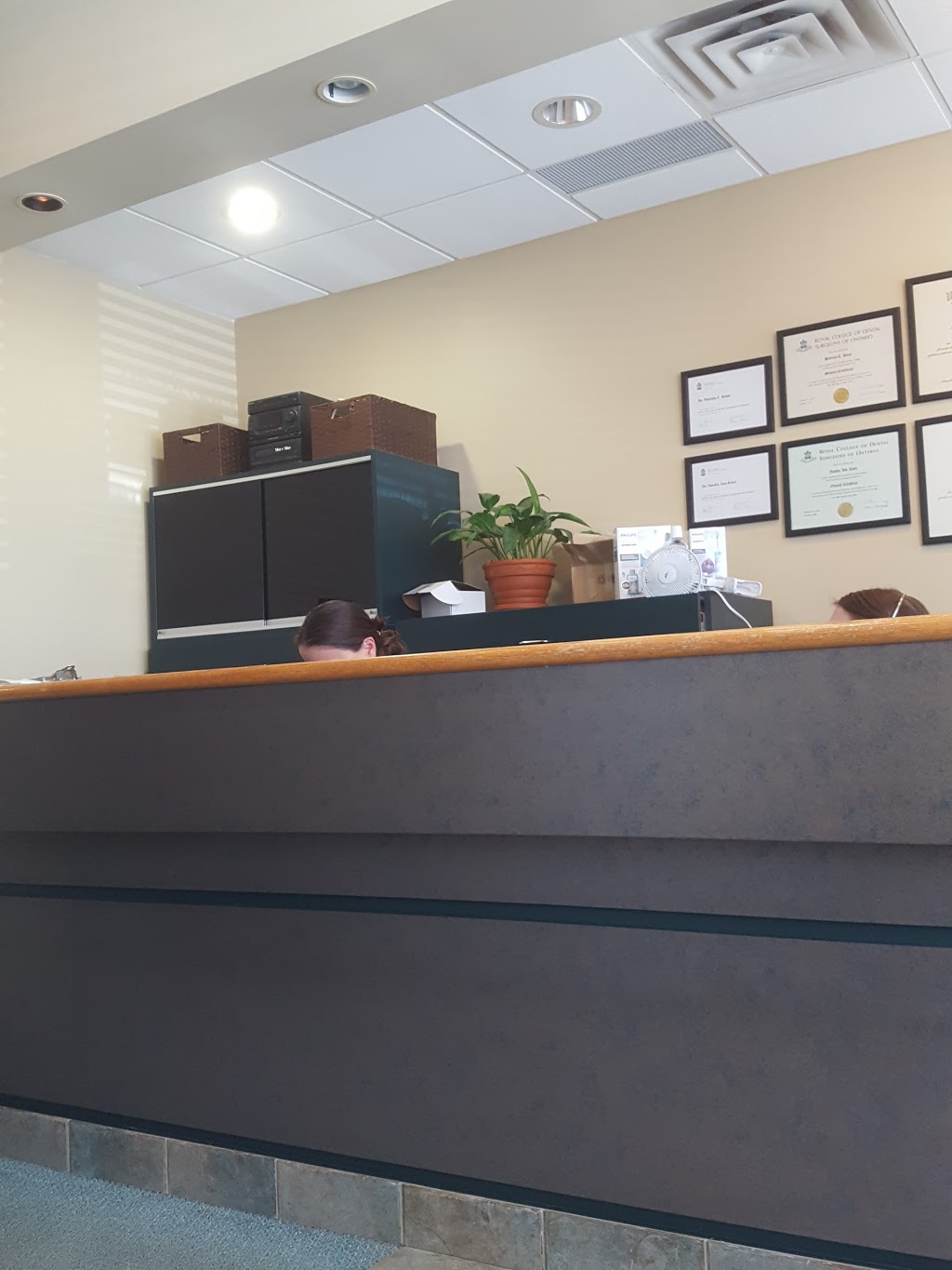 Port Credit Dental | 224 Lakeshore Rd W, Mississauga, ON L5H 1G6, Canada | Phone: (905) 278-7470