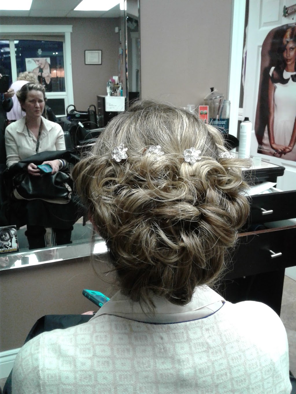 Lulus Salon and Spa | 94 Mt Edward Rd, Charlottetown, PE C1A 5S6, Canada | Phone: (902) 367-5858