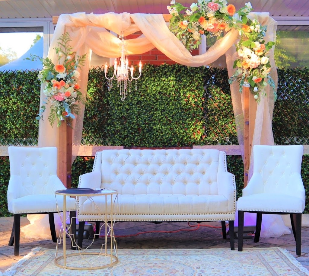 Simply Elegant Florals By Fouzia | 1371 Chretien St, Milton, ON L9E 1G5, Canada | Phone: (647) 308-8457
