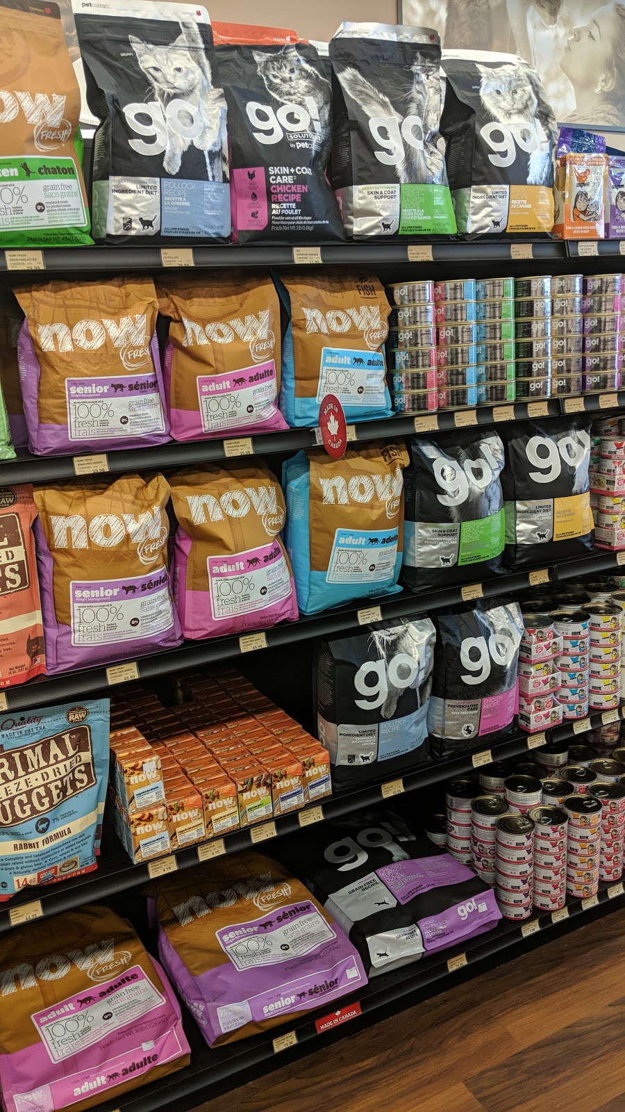 Pet Valu | 5919 Perth St, Richmond, ON K0A 2Z0, Canada | Phone: (613) 838-5888