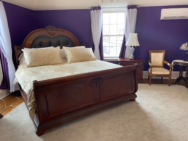 Seabank House Bed and Breakfast | Box 413, 68 Front St, Pictou, NS B0K 1H0, Canada | Phone: (902) 485-4775