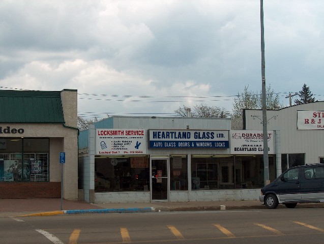 Heartland Glass Ltd | 4709 50 St, Stettler, AB T0C 2L2, Canada | Phone: (403) 742-2665