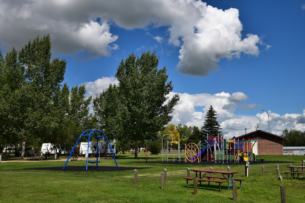 Three Hills Campground | 1401 2nd Street NE, Three Hills, AB T0M 2A0, Canada | Phone: (403) 443-1123