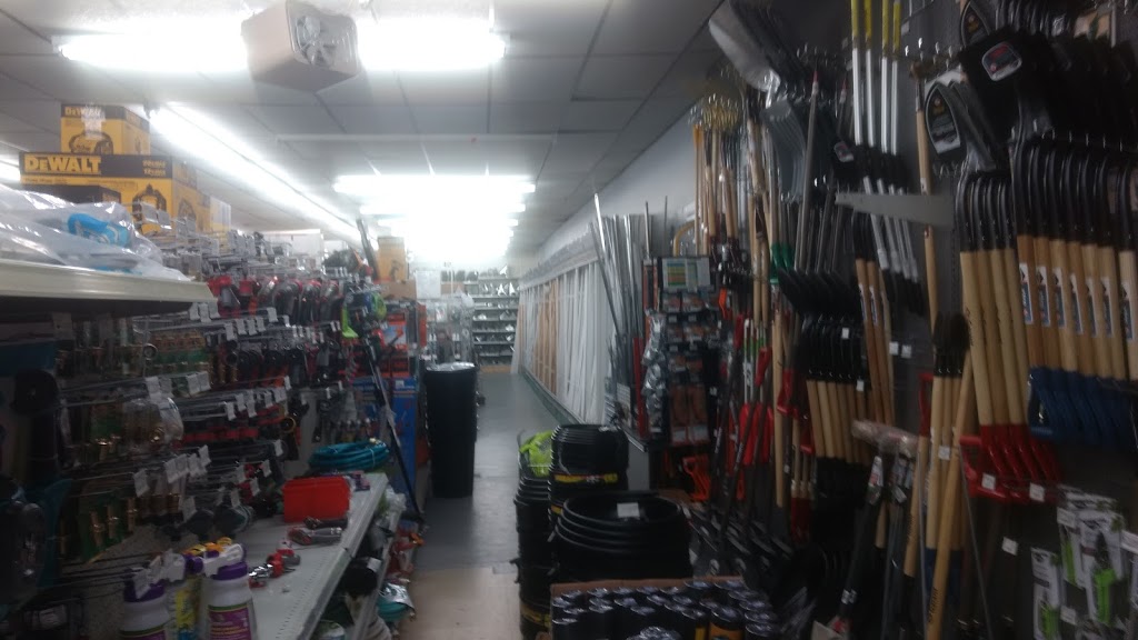 BMR VIVACO groupe coopératif - Disraeli | 1305 Avenue Champlain, Disraeli, QC G0N 1E0, Canada | Phone: (418) 449-2825