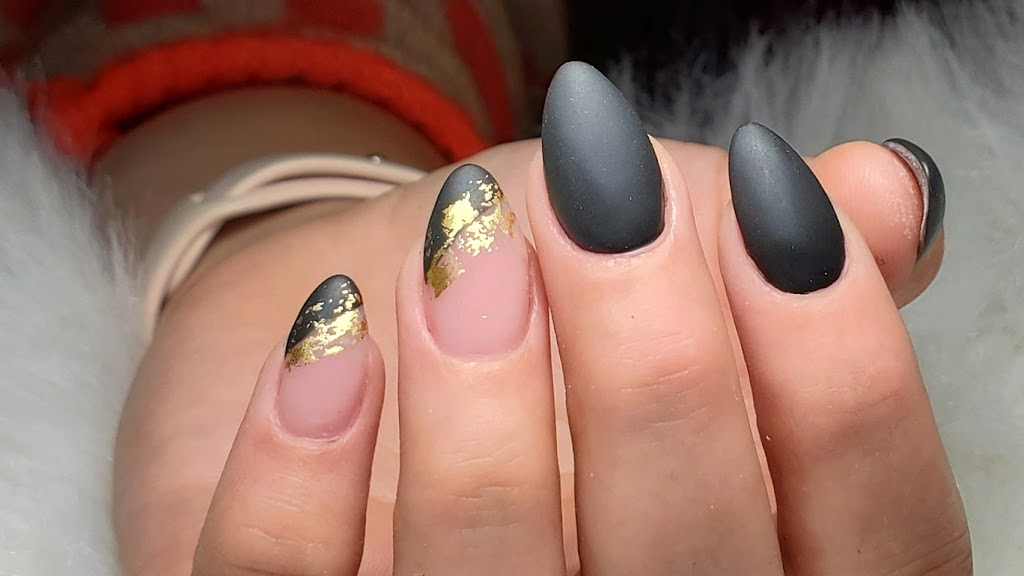 Polish Me Pretty | 143 Legacy Cir SE, Calgary, AB T2X 0X7, Canada | Phone: (403) 560-0400