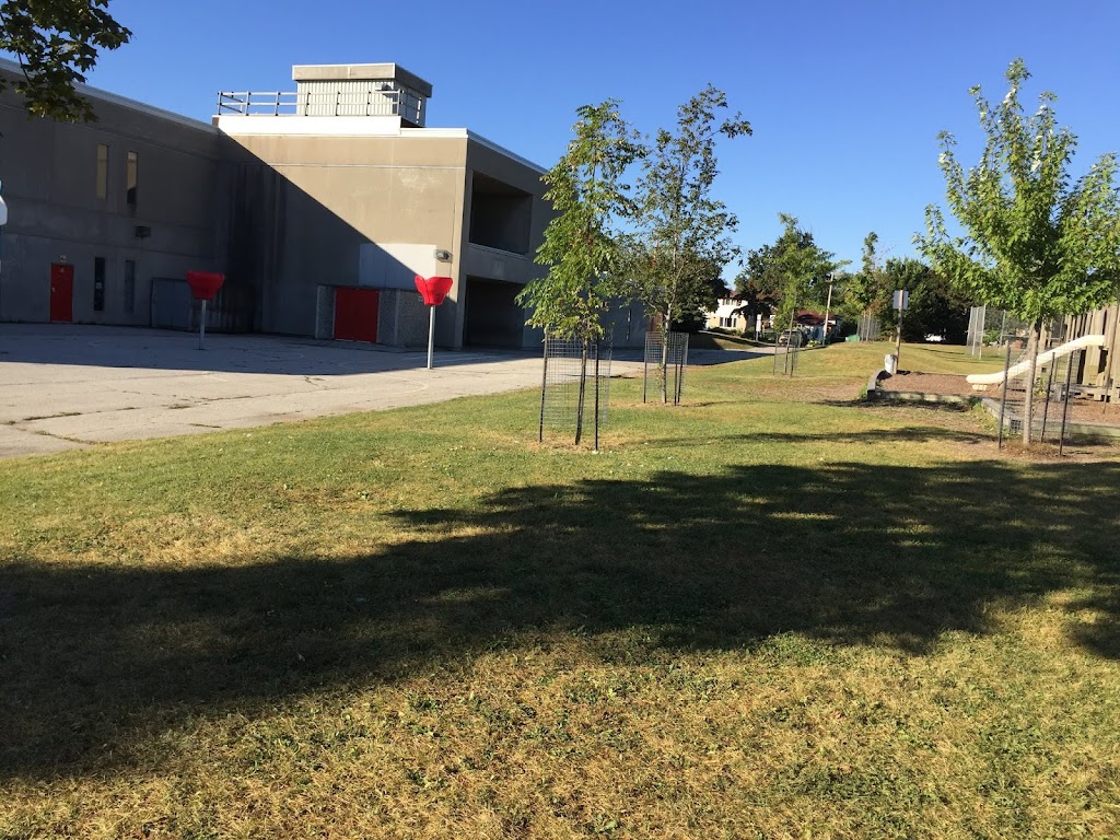 Melody Village Junior Public School | 520 Silverstone Dr, Etobicoke, ON M9V 3L5, Canada | Phone: (416) 394-7620
