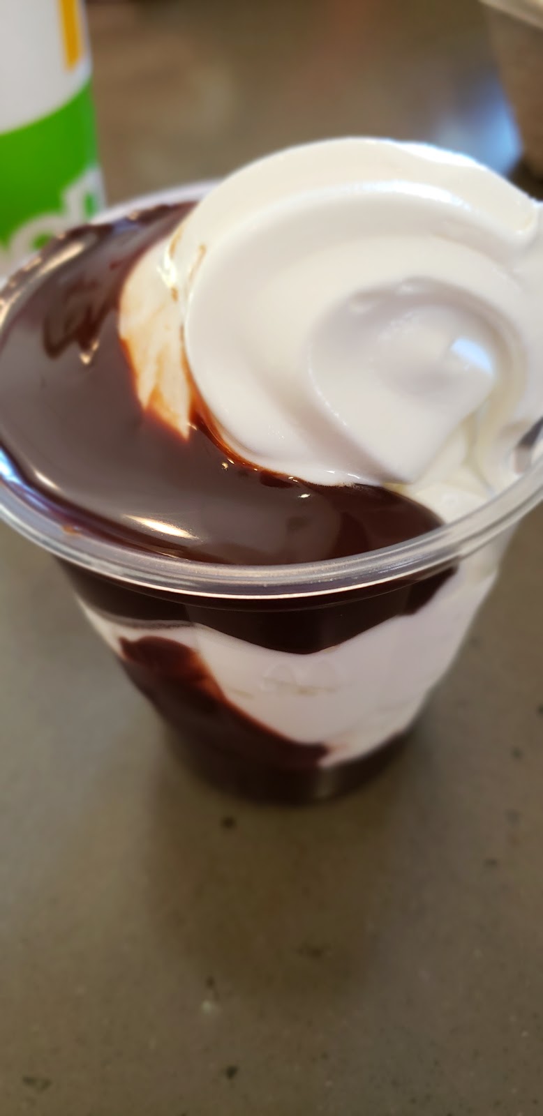 McDonalds | 2106 Whatcom Rd, Abbotsford, BC V3G 2K8, Canada | Phone: (604) 859-2050