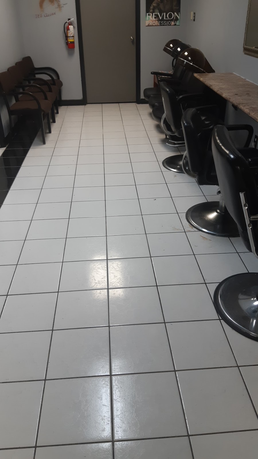 Rich Hair Empire | 144 Kennedy Rd S, Brampton, ON L6W 1H8, Canada | Phone: (905) 455-0007