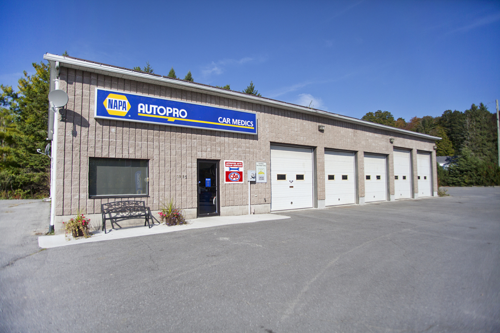 Car Medics Auto Repair | 1985 Perth Rd, Glenburnie, ON K0H 1S0, Canada | Phone: (613) 546-6766