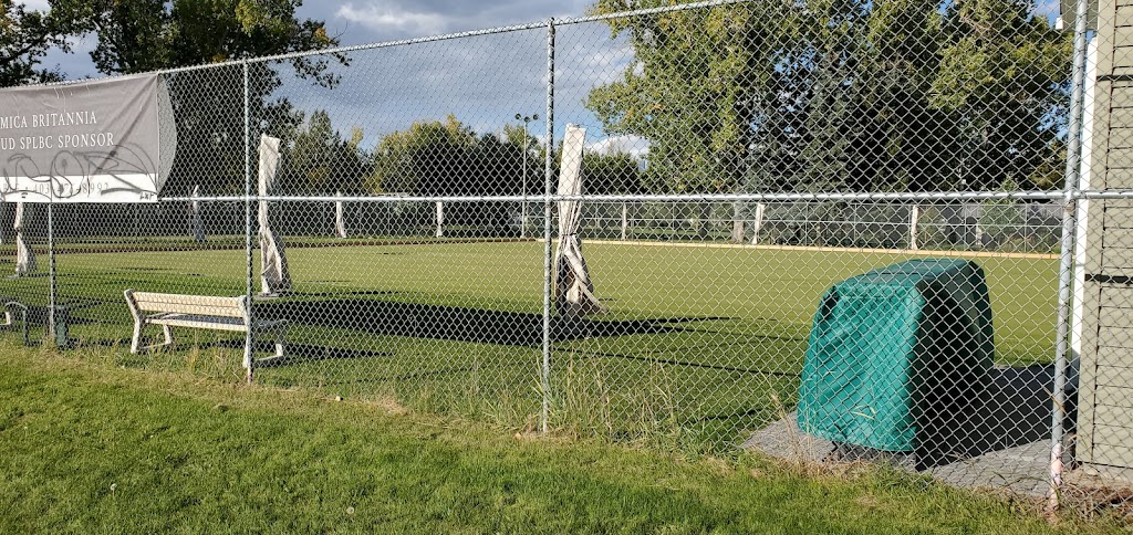 Stanley Park Lawn Bowling Club | 350 42 Ave SW, Calgary, AB T3C 1Y3, Canada | Phone: (403) 532-8006