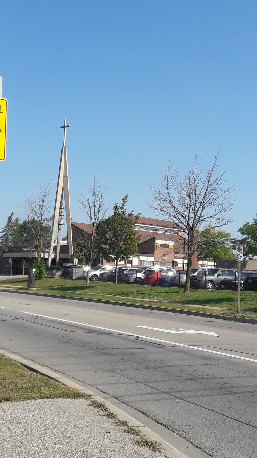 Our Lady of the Airways Church | 7407 Darcel Ave, Mississauga, ON L4T 2X5, Canada | Phone: (905) 677-4615
