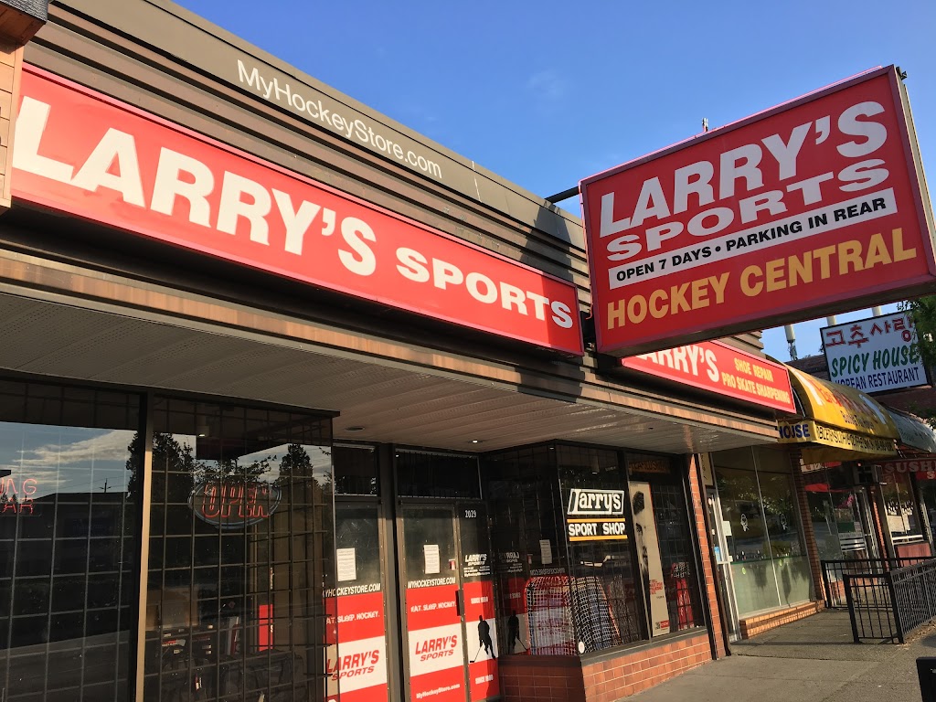 Larrys Sports Shop | 2029 Lonsdale Ave, North Vancouver, BC V7M 2K4, Canada | Phone: (604) 987-6630